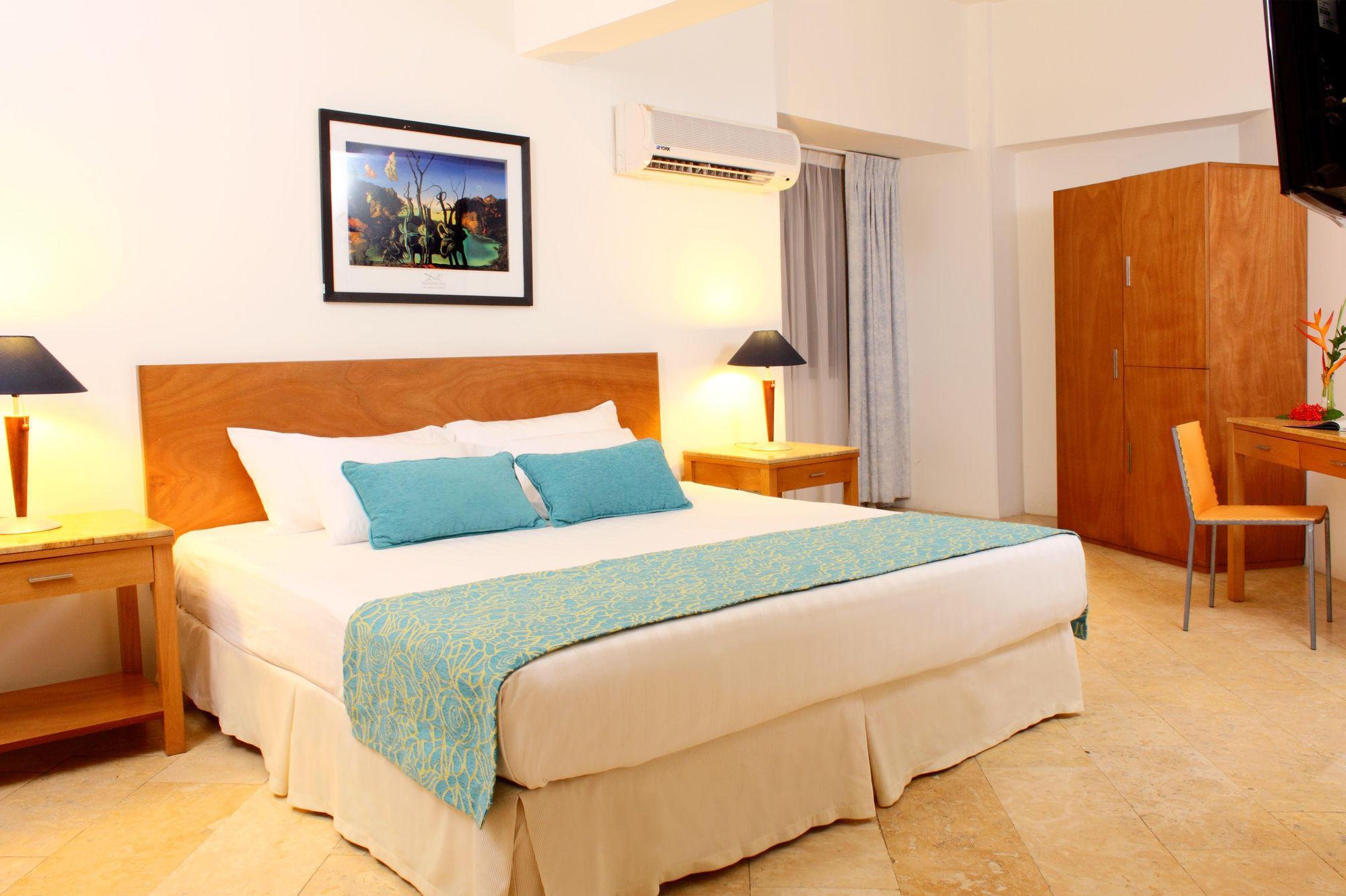 Hotel Oceania Cartagena Habitación foto